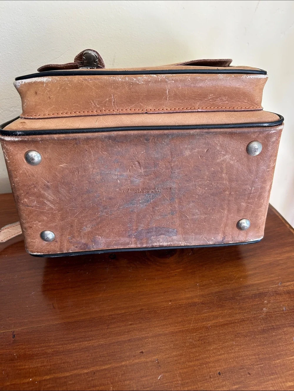 Vintage Perrin The Sportsman 502 Tan Leather Camera Messenger Bag w/ Patina